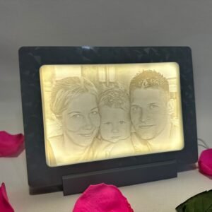 Pelēks foto rāmītis ar gaismas bildi un LED