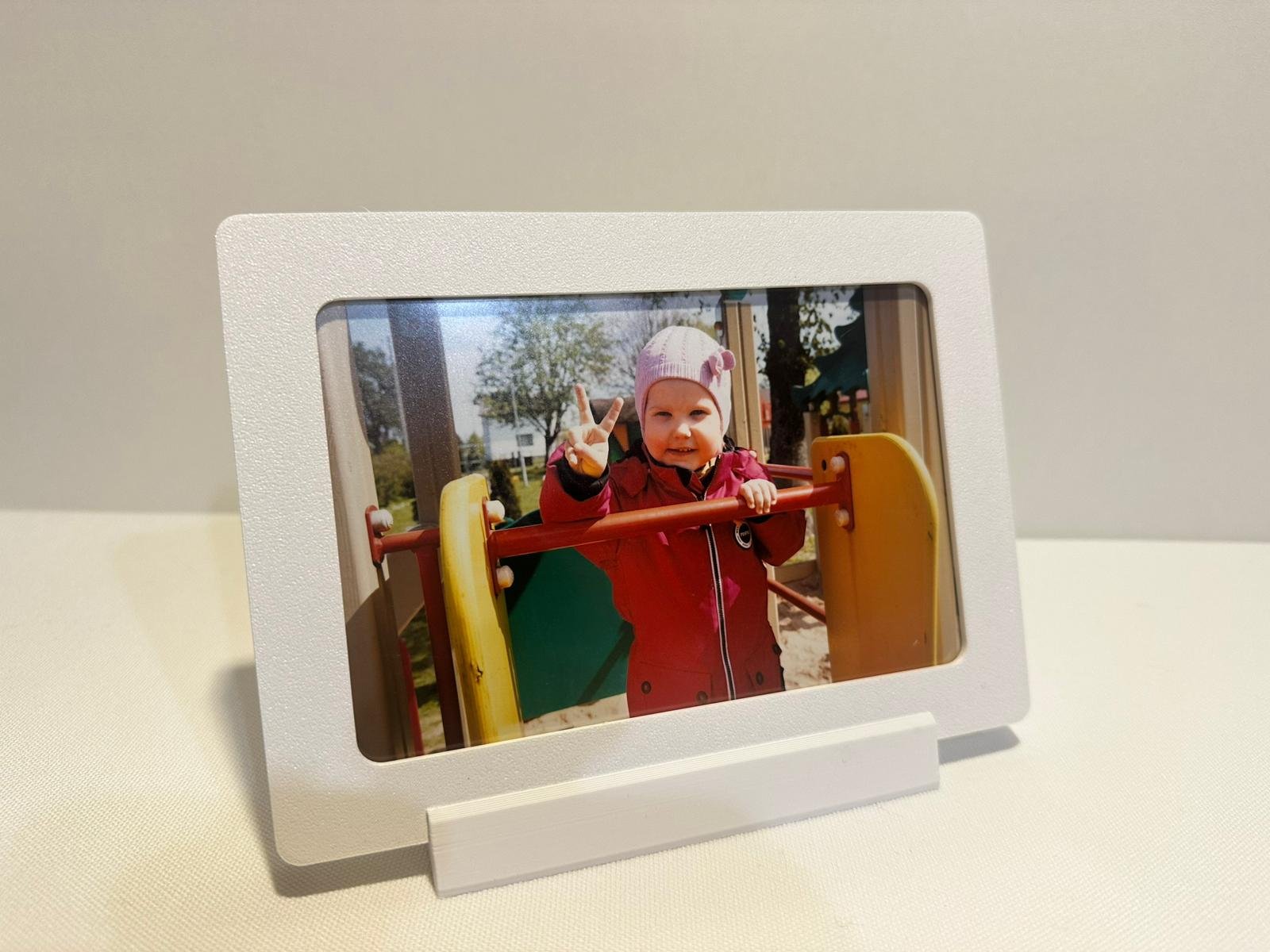 Rāmītis bildēm 100x150mm - balts matēts